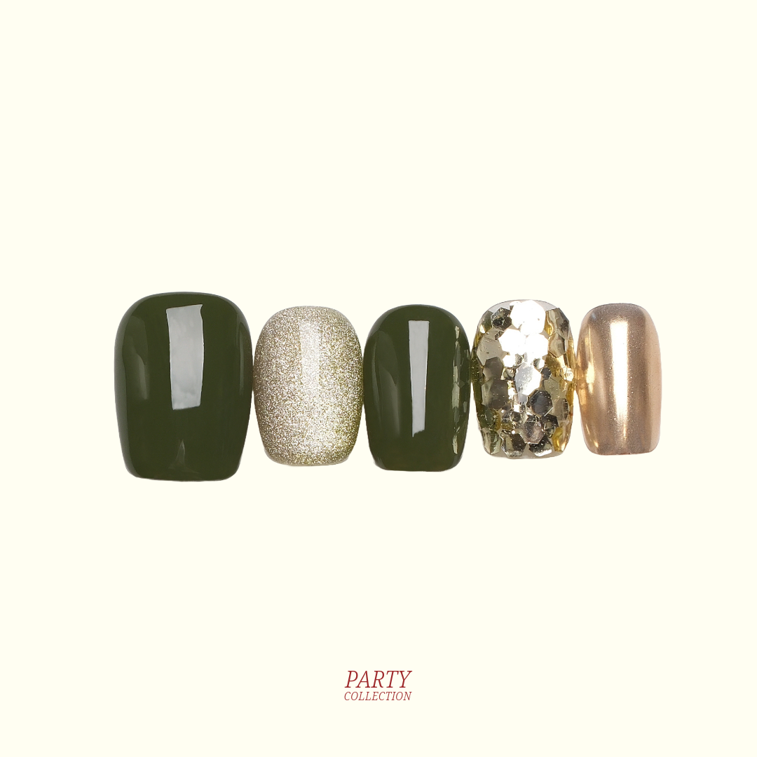 Evergreen Glam glitter press-on nails — forest green with gold glitter | Ochic