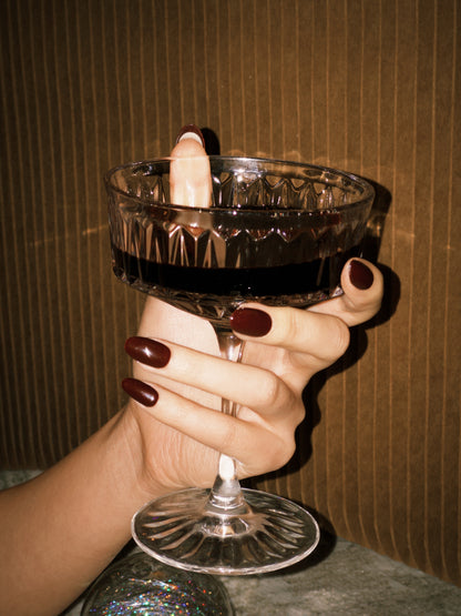 Glühwein single-colour press-on nails — deep burgundy red, almond shape | Ochic
