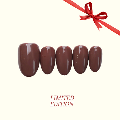 Mocca single-colour press-on nails — warm mocha brown, almond shape | Ochic