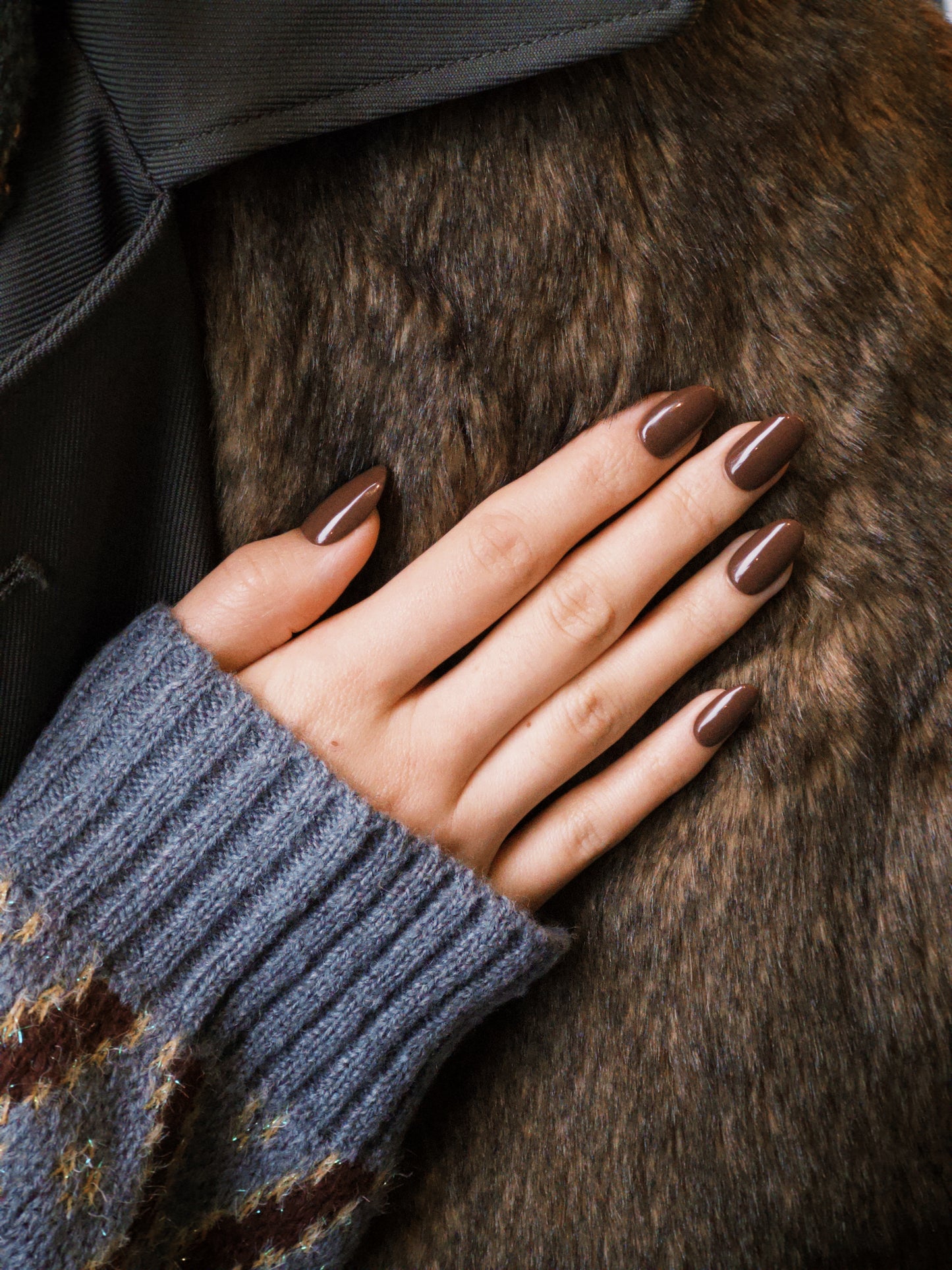 Mocca single-colour press-on nails — warm mocha brown, almond shape | Ochic